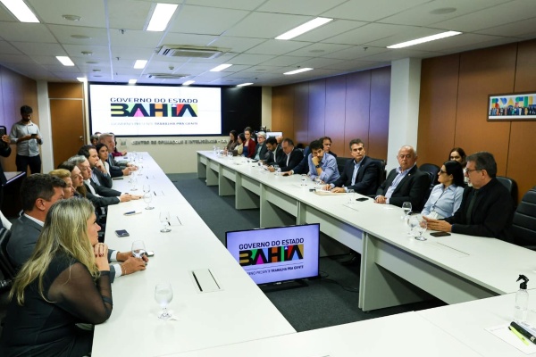 Com intermediação de Ivana Bastos, reunião sobre questão agrária no Oeste tem desfecho consensual