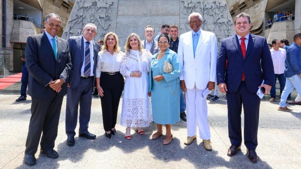 Edvaldo e Antônio Brito destacam importância de honrarias do Legislativo