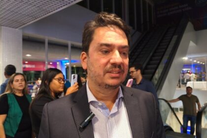 Pedro Tavares destaca avanços em Ilhéus durante visita ao lado do prefeito Valderico Junior