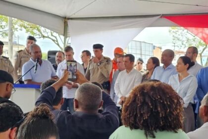 Prefeito do União Brasil faz aceno para Jeronimo e garante: “Estarei presente na política”