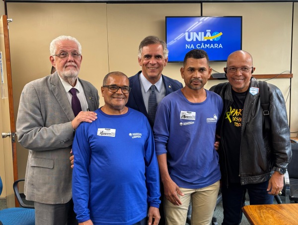 Em Brasília, Suíca se reúne com lideranças nacionais para tratar do PL que regulamenta profissão de garis e margaridas