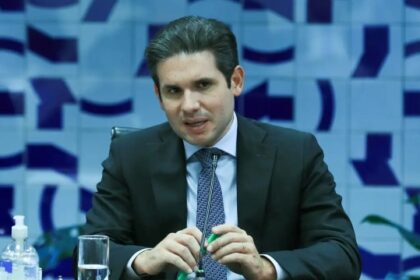 Mesmo com críticas do governo, Hugo Motta mantém votação do PL Antifacção