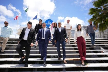 Bruno Reis e embaixador dos Emirados Árabes discutem investimentos para Salvador