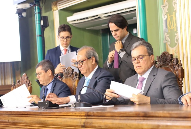 Câmara aprova subsídio de R$ 67 milhões para o transporte público de Salvador