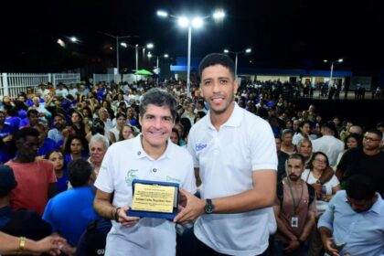 Pré-candidato a governador em 2026, ACM Neto recebe título de Cidadão de Itamaraju