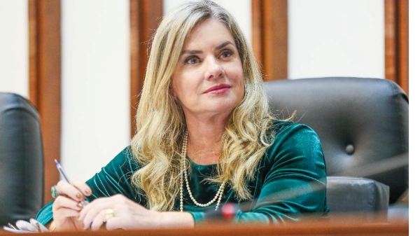 Presidente Ivana Bastos recebe alta hospitalar e seguirá de repouso em casa