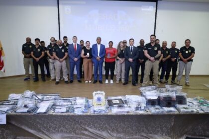 Operação da Polícia Civil recupera 2.181 celulares roubados na Bahia