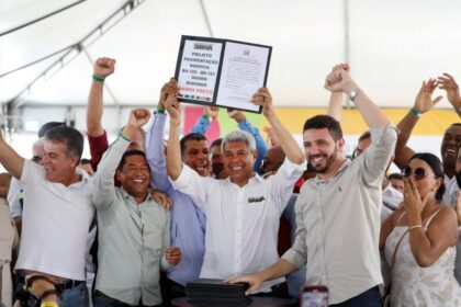 Em agenda em Barro Preto, Jerônimo anuncia mais de R$ 38 milhões em investimentos