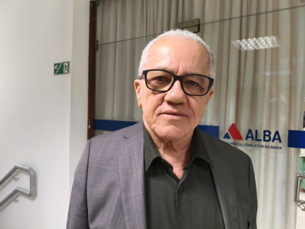 Josias Gomes pode virar conselheiro do Tribunal de Contas do Estado