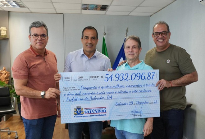 Presidente da Câmara, Carlos Muniz devolve mais de 54 milhões à Prefeitura