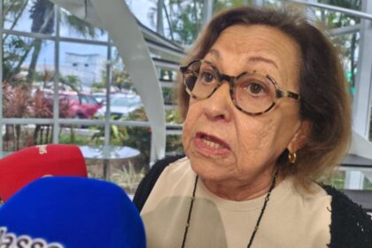 Líder da bancada baiana na Câmara, Lídice da Mata presta condolências à morte de Alan Sanches