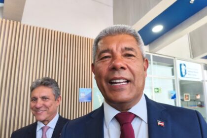 Jerônimo diz que chapa ao Senado segue em aberto e que ‘colab’ nas redes não é indicativo de definição