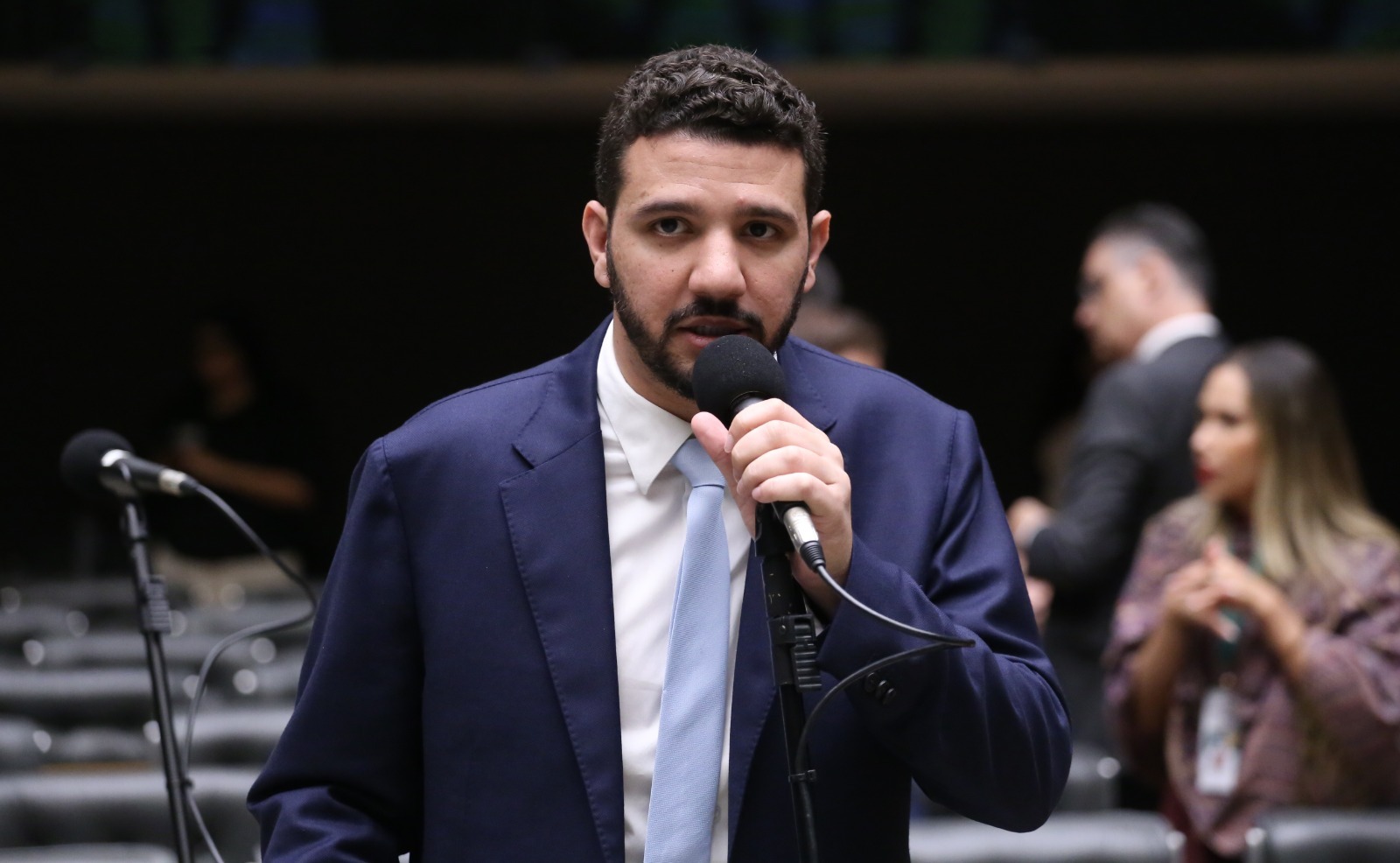 Neto Carletto apresenta projeto para permitir que atos infracionais graves sejam considerados após maioridade penal