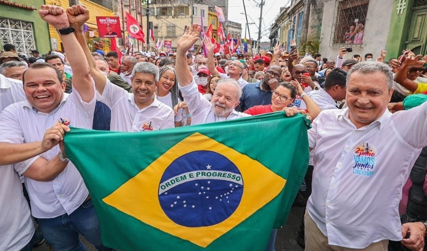 Jaques Wagner contraria orientação de Jerônimo e anuncia composição da chapa majoritária