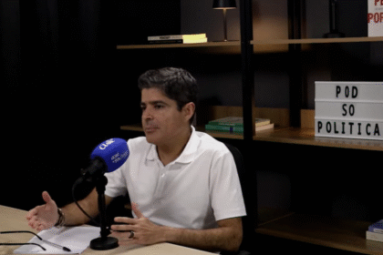 ACM Neto adota tom cauteloso ao comentar possível alinhamento com o pré-candidato Flávio Bolsonaro