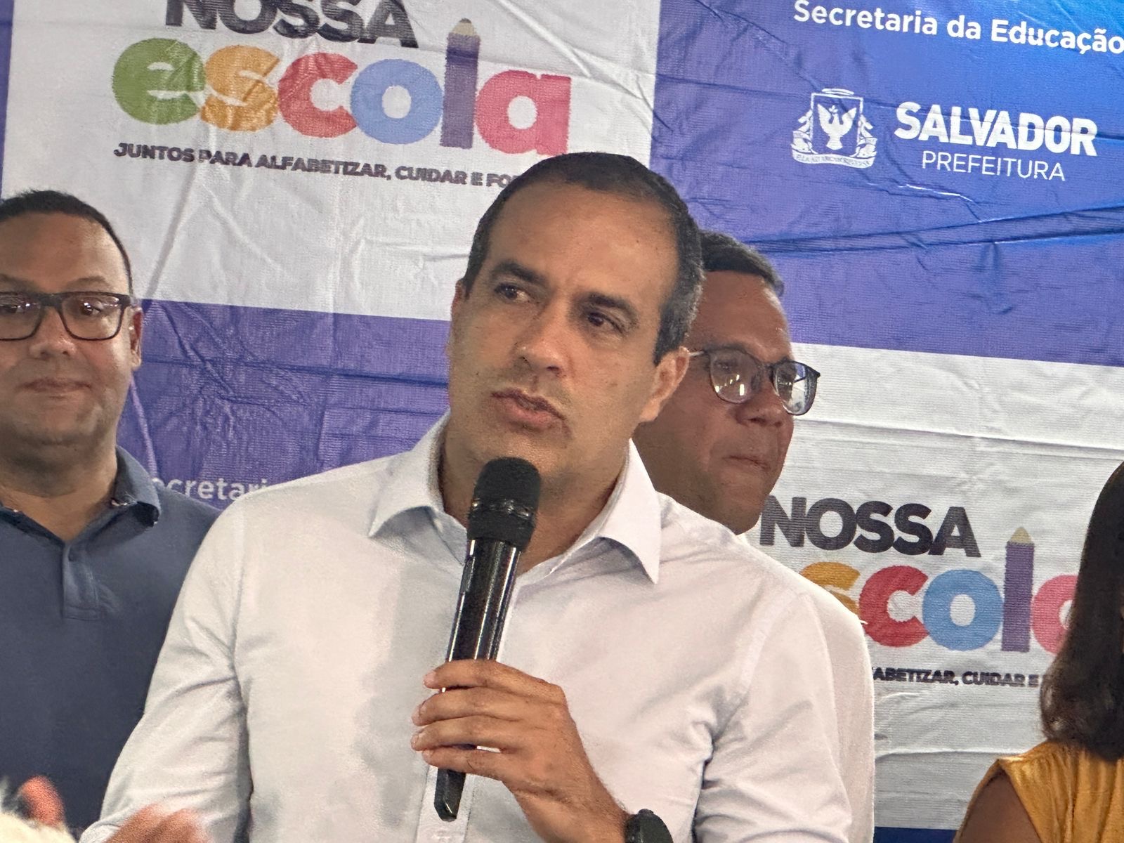 Após rompimento de Carlos Muniz com o PSDB e articulação com o Podemos, Bruno Reis nega desgaste com presidente da Câmara