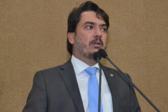 Pedro Tavares apresenta projeto para fortalecer prevenção ao câncer de colo do útero na Bahia
