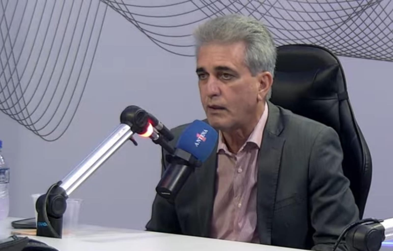 “Meu nome continua à disposição para Salvador”, diz Robinson sobre 2028