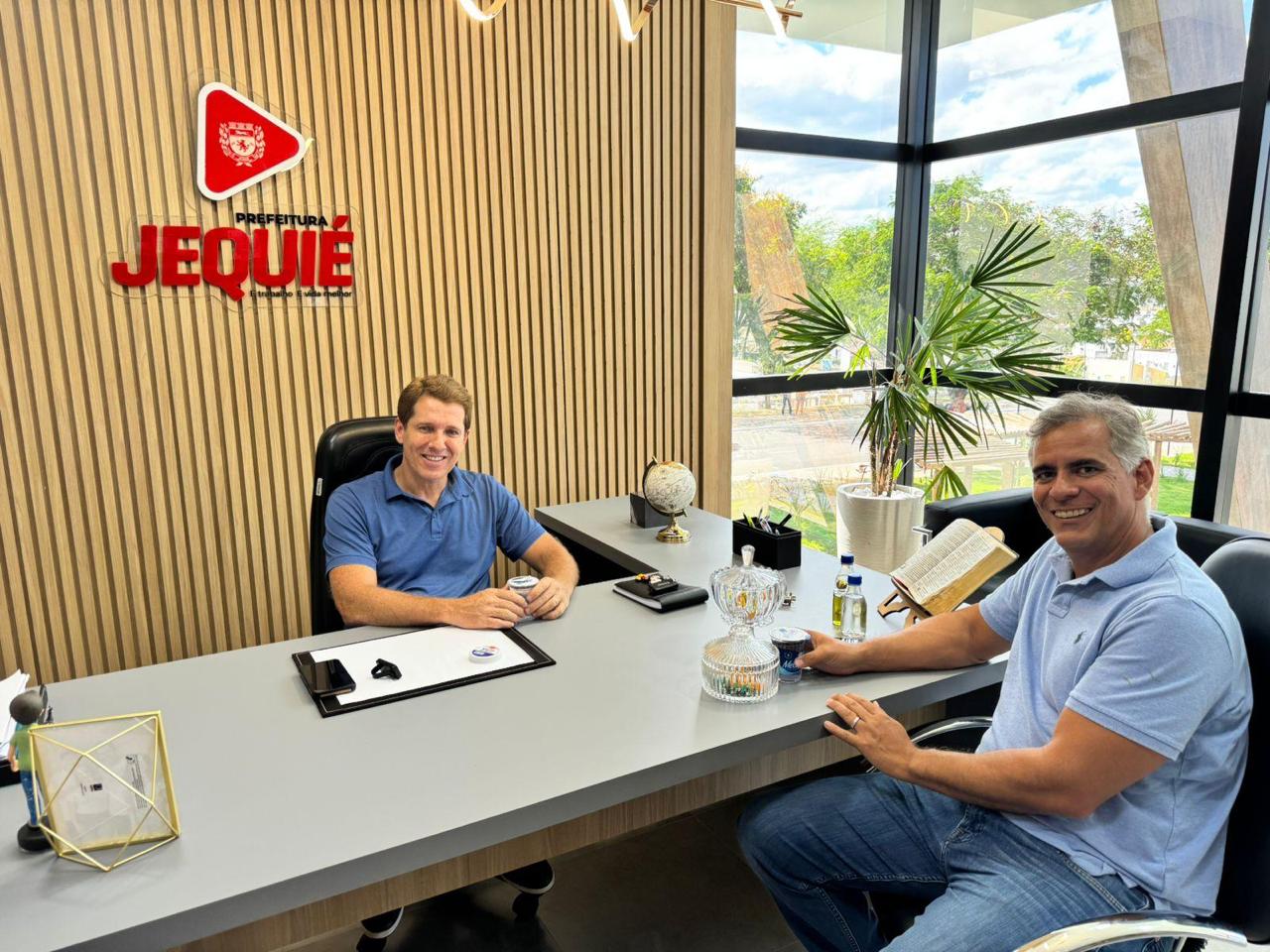 Após críticas de Jorge Solla, Leur Lomanto Jr. defende Zé Cocá e pede respeito à sua história