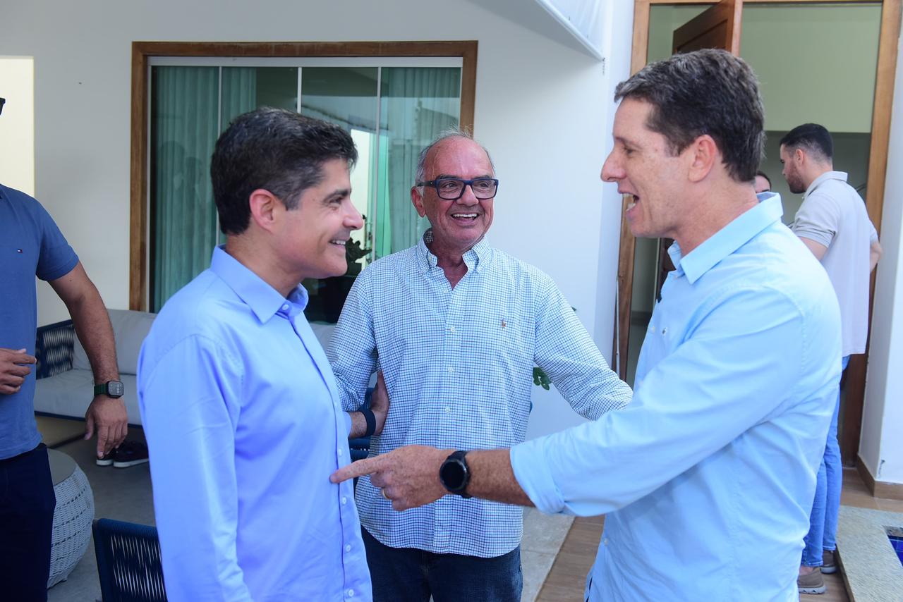 Em Jequié, ACM Neto oficializa convite a Zé Cocá para vice na disputa pelo Governo da Bahia