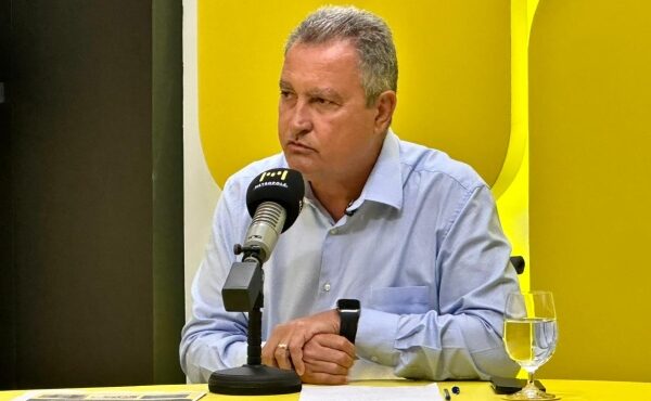 Rui Costa critica ACM Neto e acirra disputa na Bahia