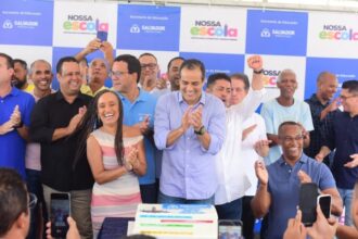 Em comemoração pelos 477 anos de Salvador, Prefeitura inaugura terceira escola em duas semanas