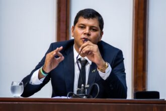 Diego Castro reage à morte de policiais e cobra apoio à CPI da Segurança de sua autoria