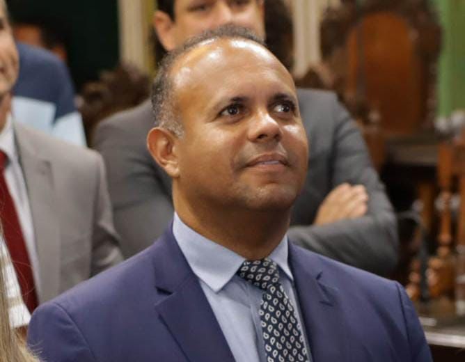 Kiki Bispo diz que população reconhece trabalho de Neto e Bruno em Salvador e critica legado do PT