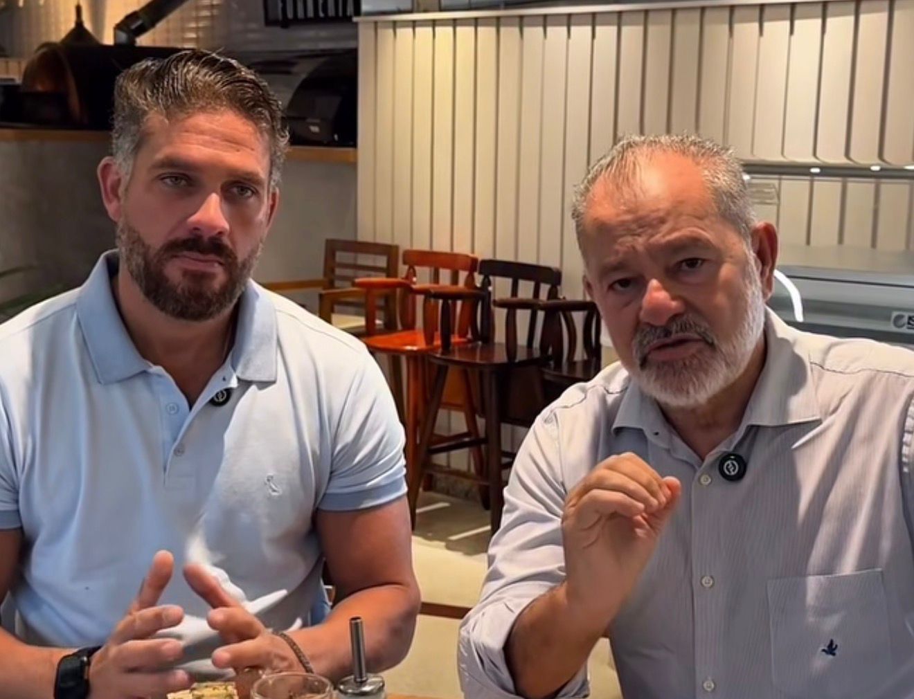 O deputado federal Marcelo Nilo (Republicanos) afirmou ter indicado o nome de Marcelinho Guimarães Filho (DC) para a suplência do senador Angelo Coronel (Republicanos) na chapa de oposição liderada por ACM Neto (União Brasil). A indicação, segundo Nilo, faz parte de um acordo político firmado no contexto das articulações para as eleições estaduais. O parlamentar revelou que a escolha do suplente foi uma das condições para que ele abrisse mão de disputar uma vaga ao Senado. “Eu indico Marcelinho Guimarães como suplente de Ângelo Coronel. Com ACM Neto pré-candidato a governador da Bahia, as mudanças que todos esperam vão acontecer. Confio na sua capacidade, compromisso e no trabalho sério pela Bahia”, declarou.