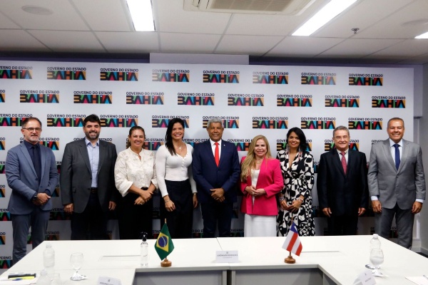 Jerônimo anuncia mudanças no secretariado e em órgãos do Estado; confira