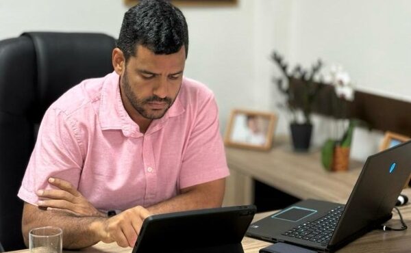 “Um país não pode ser construído sobre o esgotamento do seu povo”, diz Tássio Brito sobre escala 6x1