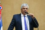 Deputado ironiza “consultoria grátis” oferecida por Rui Costa: “Poderia começar dando aula de inglês”