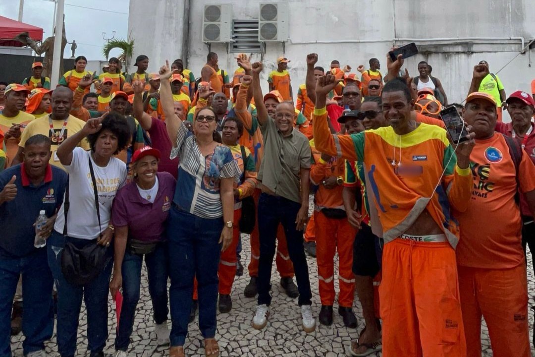 Paralisação de garis pode afetar coleta de lixo na Bahia e amplia pressão por valorização da categoria