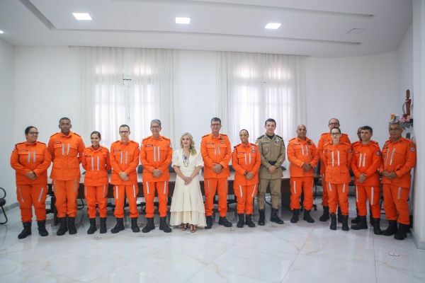“Há honrarias que tocam o peito. Esta toca a alma”, afirma presidente da ALBA ao receber a mais alta honraria do Corpo de Bombeiros Militar da Bahia