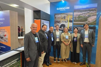Camaçari fortalece agenda industrial e automotiva durante reunião na INDEX Bahia 2026