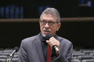 Prefeitura de Salvador dá calote até em empresa de bolsonarista”, diz Afonso Florence
