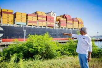 Bahia recebe navio com mais de 800 toneladas de materiais para início das obras da Ponte Salvador–Itaparica