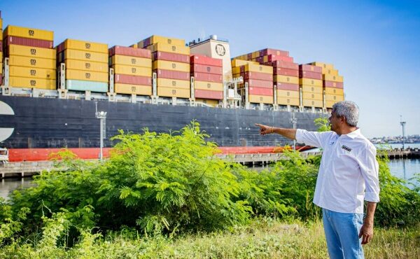 Bahia recebe navio com mais de 800 toneladas de materiais para início das obras da Ponte Salvador–Itaparica