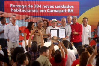 Parceria Bahia-Brasil realiza sonho da moradia digna para quase 400 famílias em Camaçari