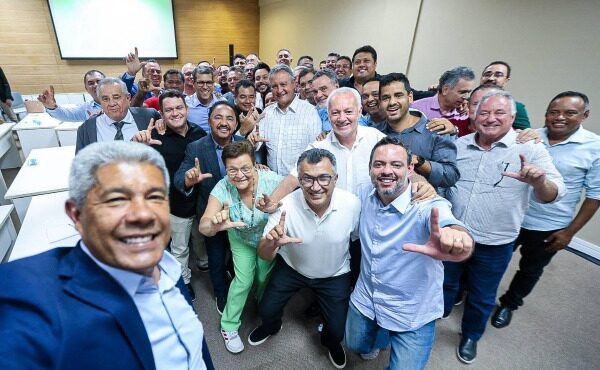 14 prefeitos do Norte da Bahia reafirmam apoio a Jerônimo Rodrigues
