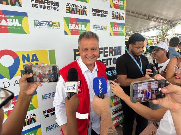 Rui Costa confronta ACM Neto com promessas não cumpridas e ironiza: “meio perdido”