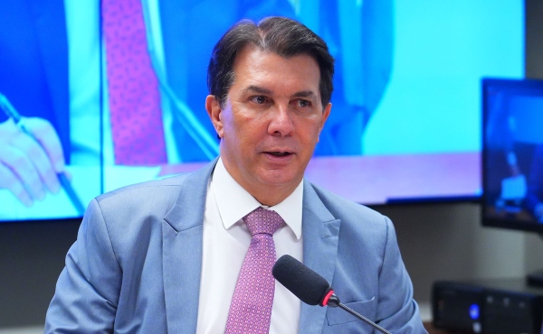 ”Lula está com vergonha do PT da Bahia?", questiona deputado após presidente cancelar participação no 2 de Julho
