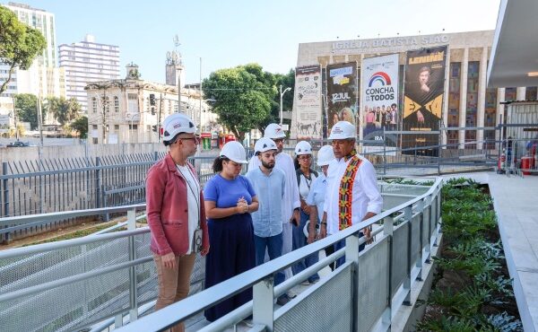 Jerônimo Rodrigues visita obra do Teatro Castro Alves, que reabre ao público em 1º de julho