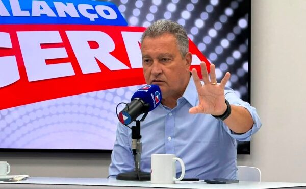 Rui Costa critica gestão de Bruno Reis e afirma que Salvador está “abandonada”