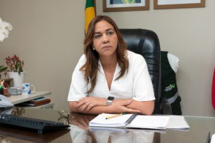 Roberta Santana rebate Zé Ronaldo: “Ou é transferência de responsabilidade ou não conhece o SUS”