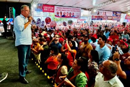 Rui destaca resultados econômicos do Governo Lula e reforça confiança no futuro do Brasil