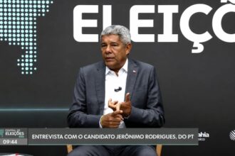 Durante sabatina, Jerônimo destaca quarto crescimento consecutivo do Ideb e critica educação de Salvador