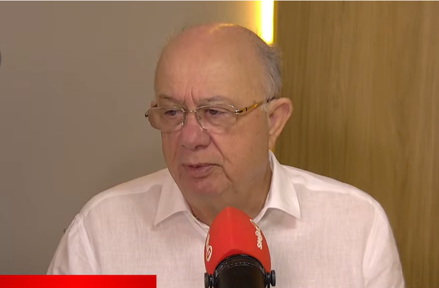 Prefeito José Ronaldo afirma que 700 feirenses morreram na fila da regulação em 2025