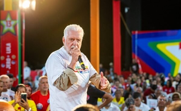 Em encontro com lideranças evangélicas, Wagner reprova o uso da religião para pregar ódio: “Quem tem fé não discrimina”