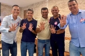 ACM Neto recebe apoio de vice-prefeito, vereador mais votado e ex-presidente da Câmara em Mundo Novo